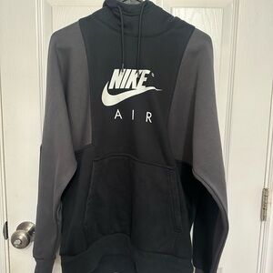 Nike Black Mesh-Lined Pullover Hoodie